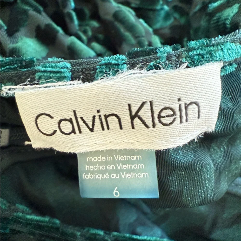 Calvin Klein Green Velvet Burnout Leopard Faux Wrap Dress Midi Long Sleeve 6 - Picture 9 of 13